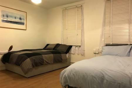 North London Studio Apartment Luaran gambar